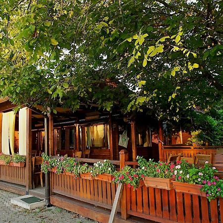 Vila Chess Beograd Bagian luar foto